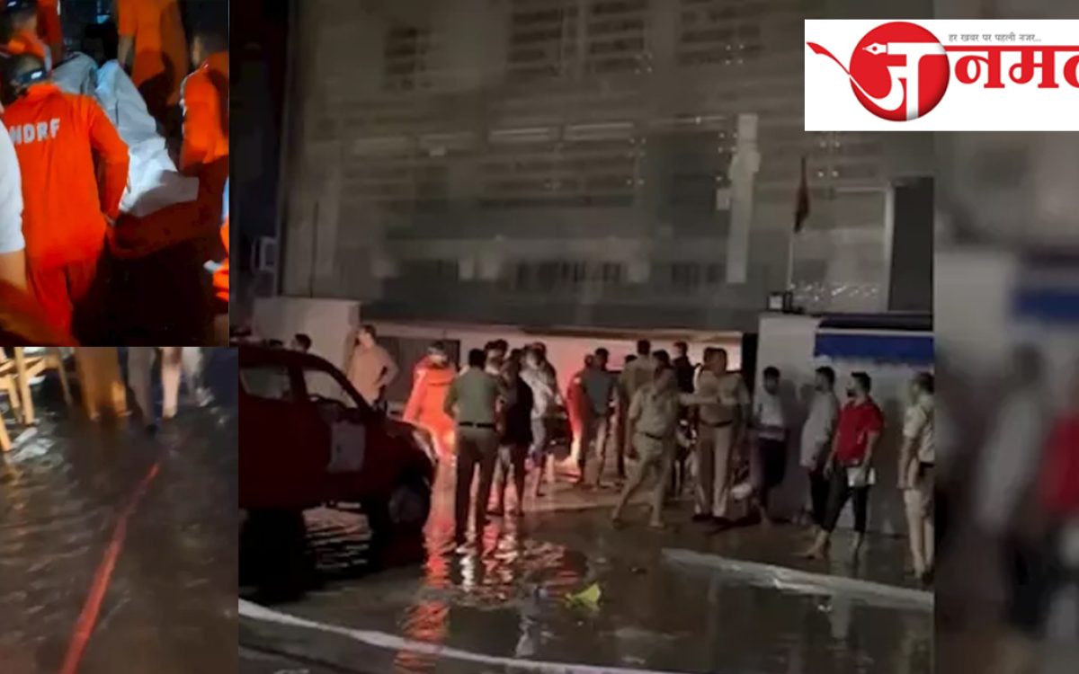 Delhi: After rain, basement of coaching centre filled with water, one student died due to drowning, many missing